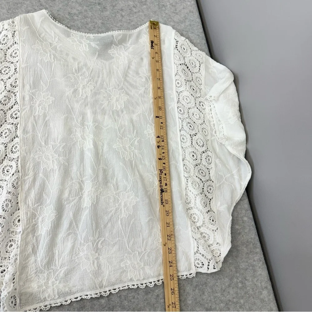 PAPILLON White Embroidered Batwing Sleeve Blouse w Crochet Detailing sz M - Picture 9 of 10